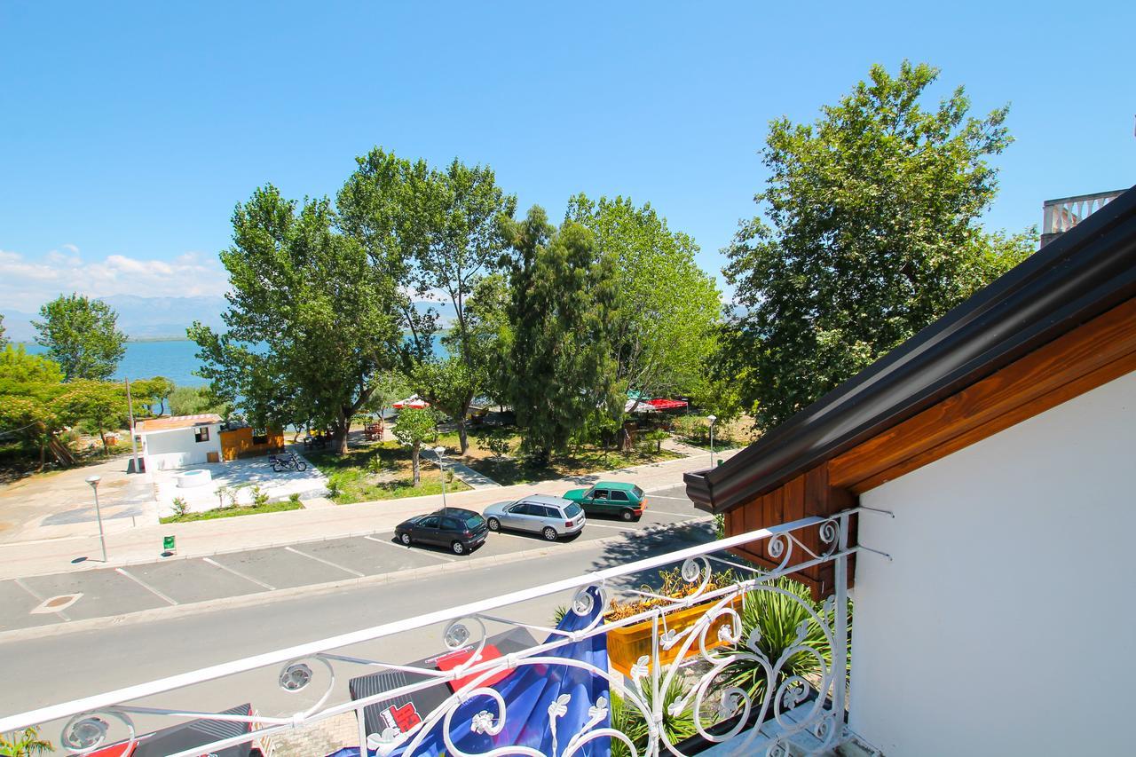 Hotel Shkodra Lake Široka Eksteriør billede