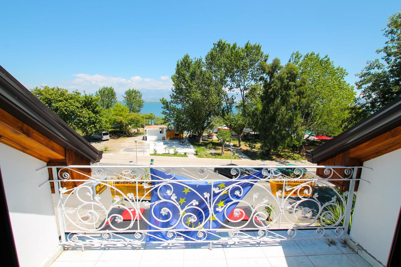 Hotel Shkodra Lake Široka Eksteriør billede